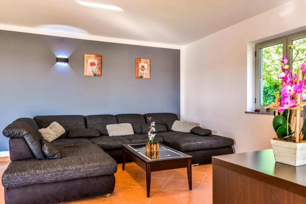 Apartments Lia-Jolie Umag Buitenkant foto