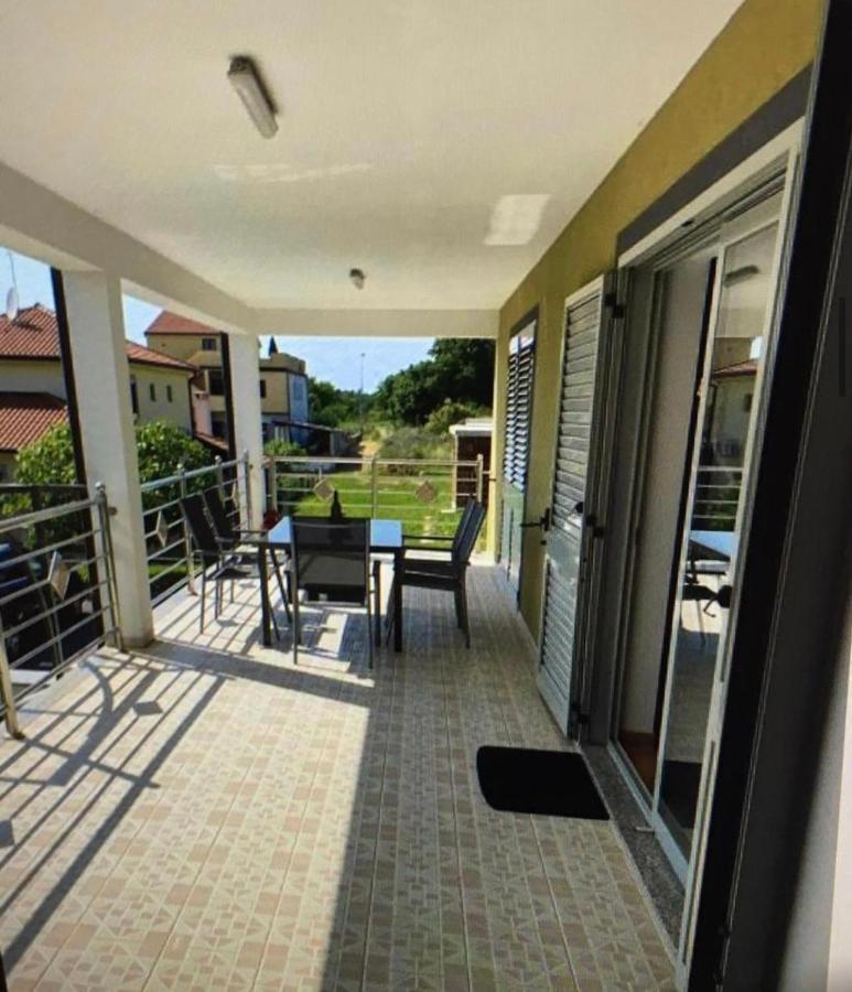 Apartments Lia-Jolie Umag Buitenkant foto